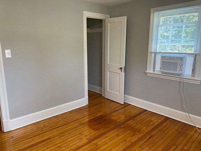 Building Photo - Charming 1935 Historic Home with Modern Upgrades – 3 Bed, 1.5 Bath – Downtown Aberdeen, MD