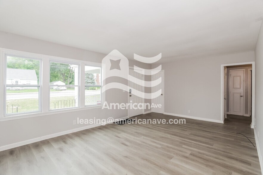 Building Photo - 8375 Pippin Rd