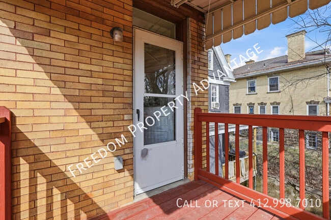 Building Photo - 412 Edgemont St