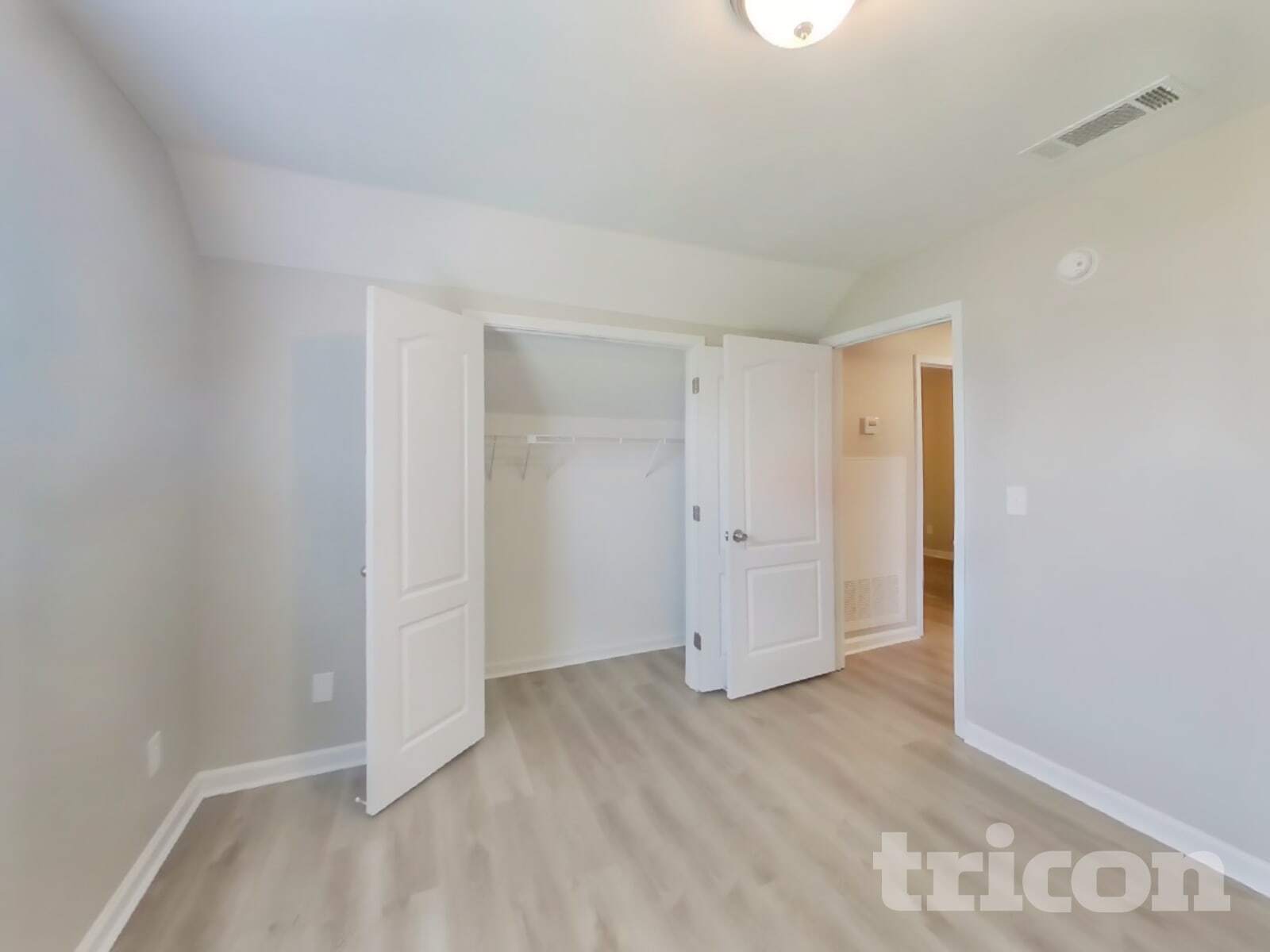 Building Photo - 1226 Bolton Dr
