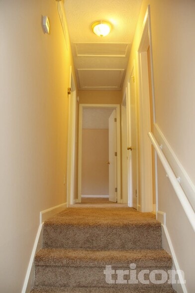 Building Photo - 5818 Northspring Dr