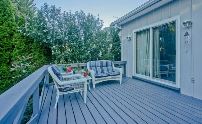 Building Photo - 52 Ludger Ave