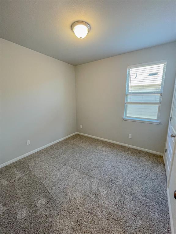 Building Photo - 465 Unforgiven Ln