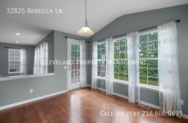 Building Photo - 32825 Rebecca Ln