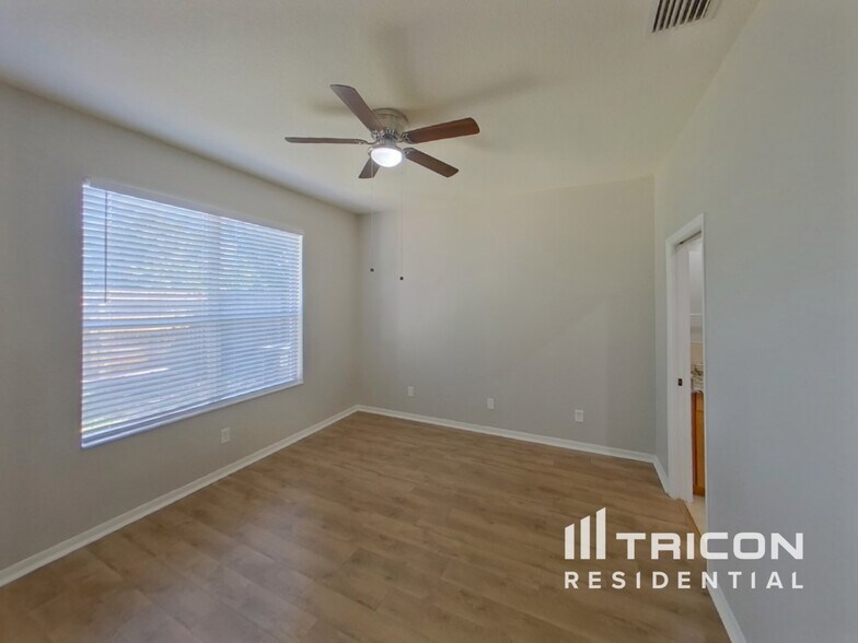 Building Photo - 10337 Avelar Ridge Dr