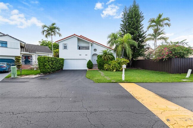 Building Photo - 6768 SW 104th Ave