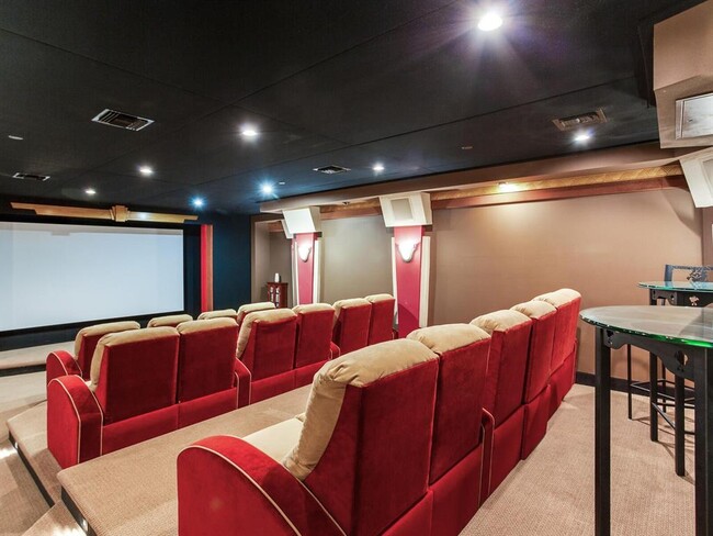 Building Photo - 4201 Bayshore Blvd