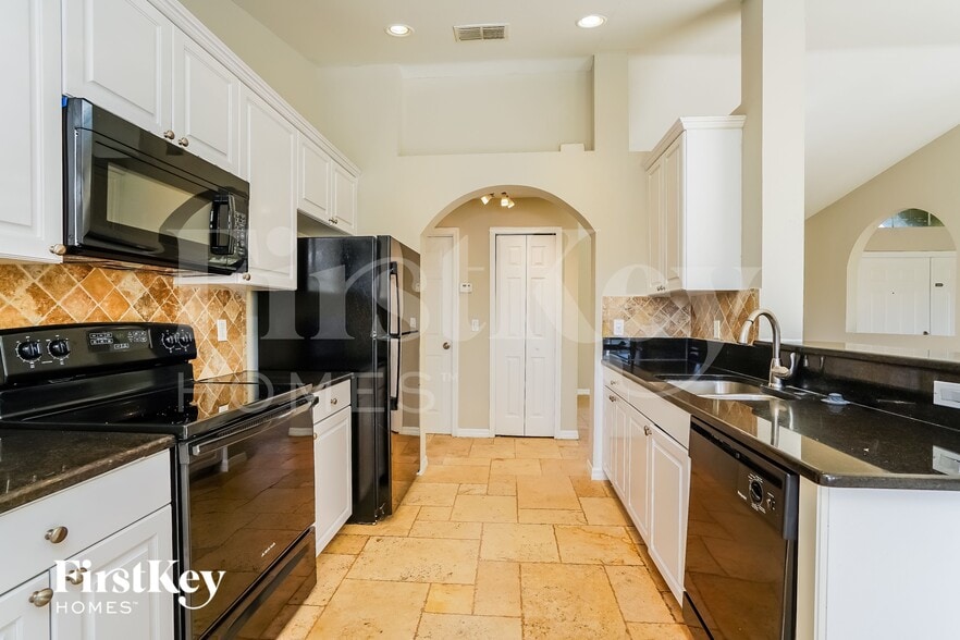 Building Photo - 3919 3rd St W