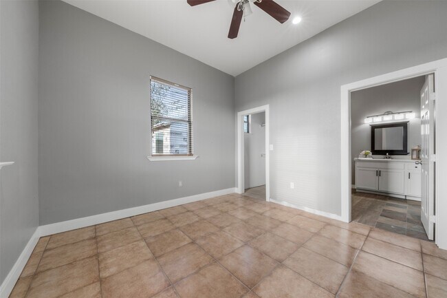Building Photo - 394 Rd 5102