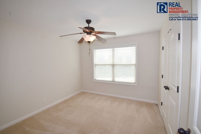 Building Photo - Lovely 3 bd home with bonus room, attached garage and covered patio! Neighborhood pool! Triple Bl...