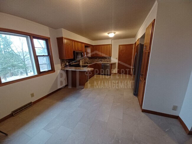 Building Photo - Great Home in Branson!