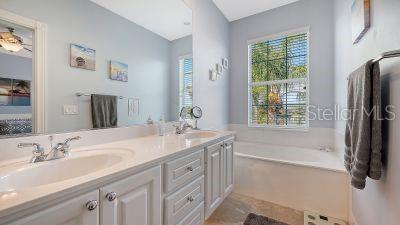 Building Photo - 1500 Burgos Dr