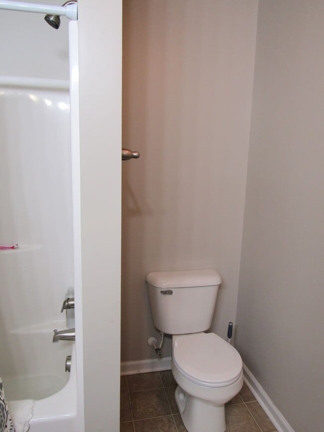 Building Photo - Welcome to Greenford Place!