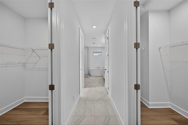 Building Photo - 2722 NW 87th Ter