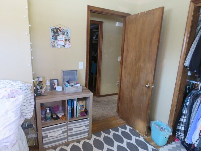 Building Photo - 1416 13th St S