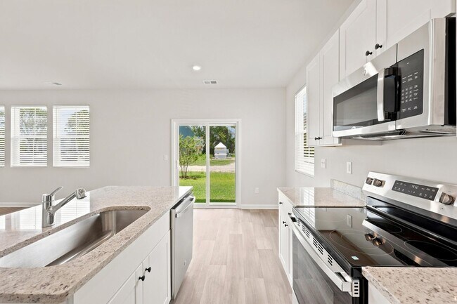 Building Photo - 605 Southwind Way
