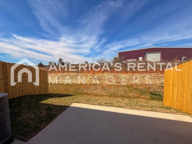 Building Photo - Modern Two Story Living in Lincoln, AL!