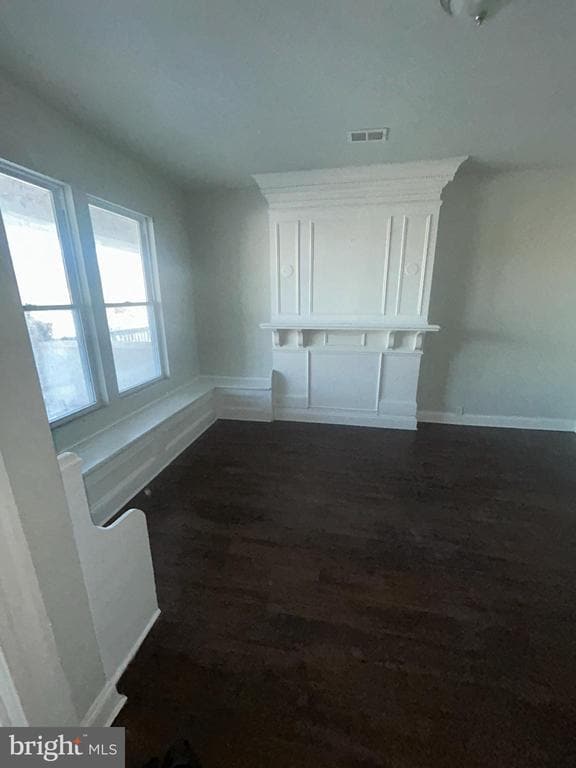 Building Photo - 4638 York Rd