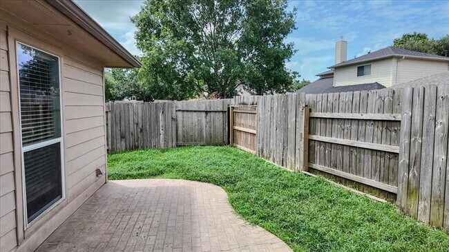 Building Photo - 5627 Postwood Green Ln