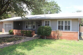 Building Photo - 3806 30th St