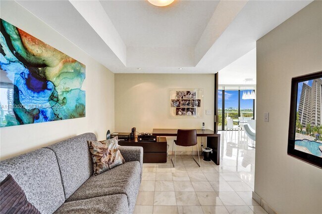 Building Photo - 20281 E Country Club Dr