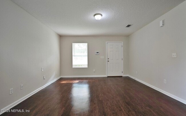 Building Photo - 789 Van Buren St