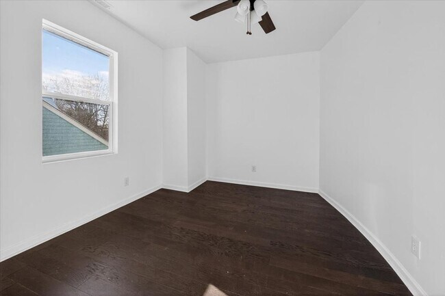 Building Photo - 2250 N Capitol Ave