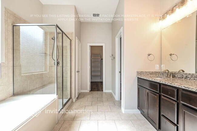 Building Photo - 138 Cameron Dr