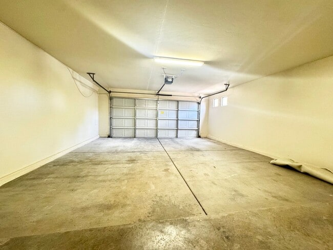 Building Photo - 3BR/2BA/2CG, 1561 sq.ft. rental in Sierra Vista, AZ