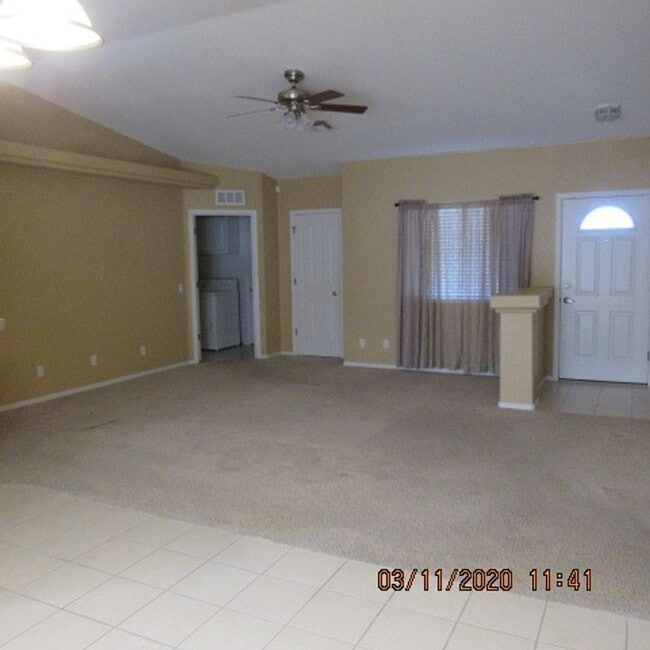 Building Photo - 3 bedroom 2 bath home with 3 car garage and RV parking