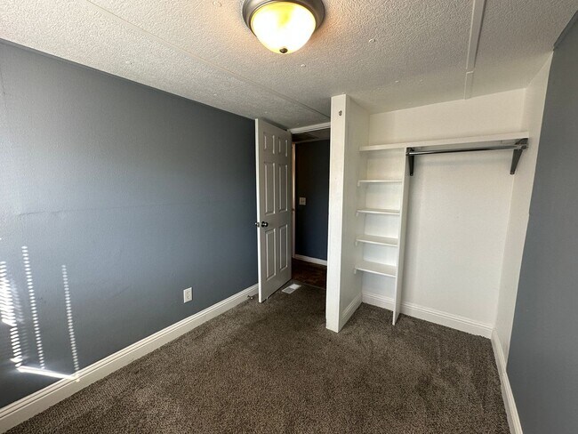 Building Photo - 3 bedroom, 2 bath home in Rexburg