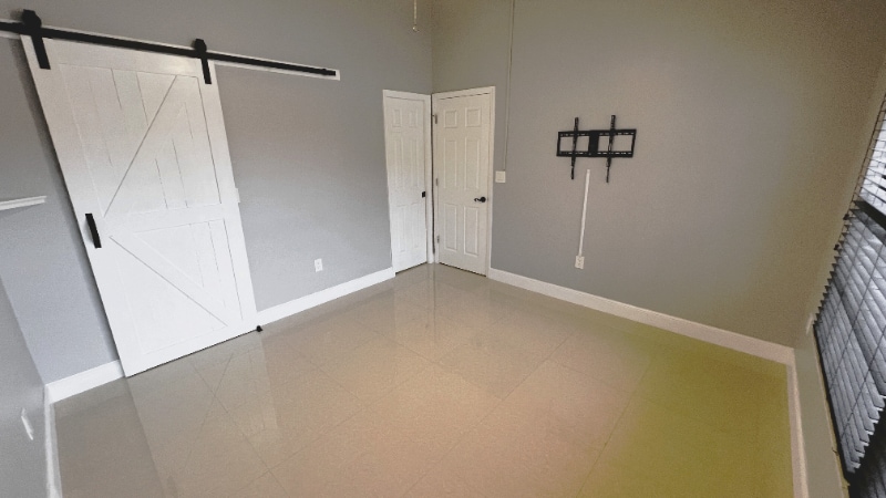 Building Photo - 2310 Elm Ct