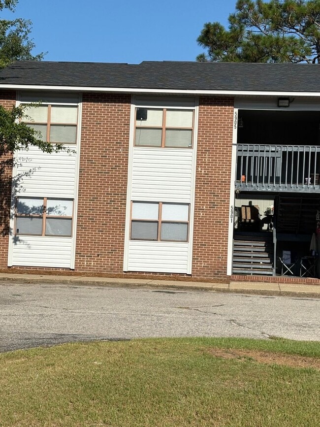 Building Photo - 2 Bedroom Apartment Available in Hope Mills!