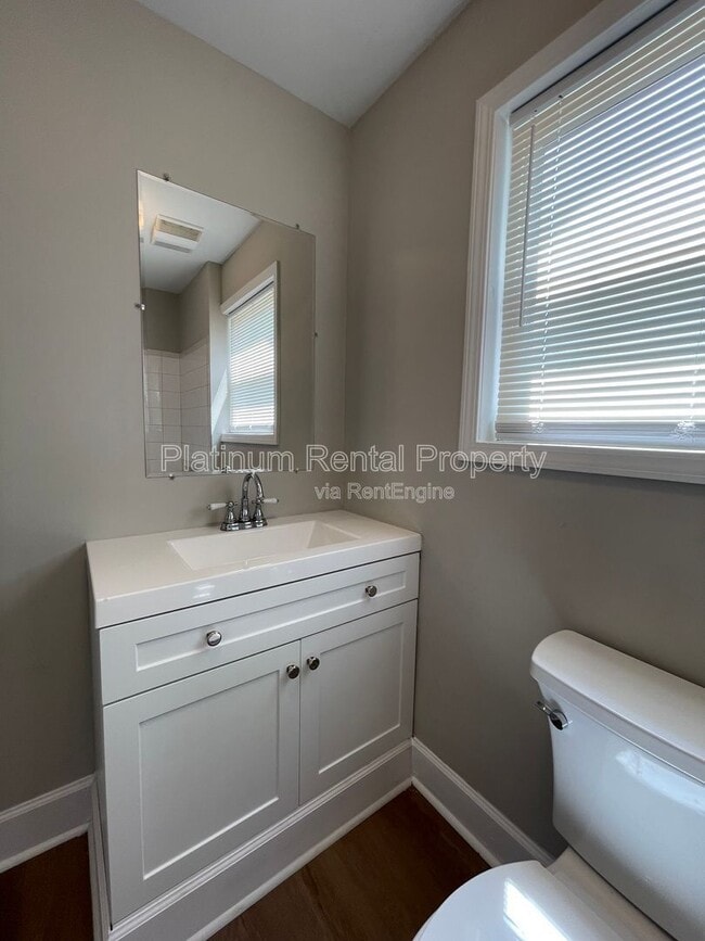 Building Photo - 1135 Coleman St SW