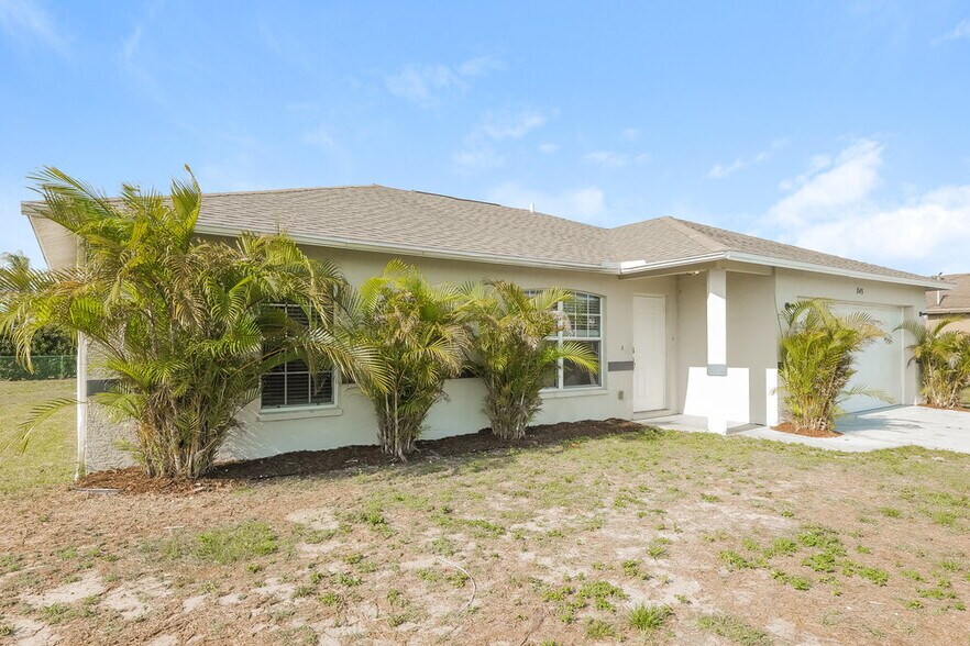 Building Photo - 845 SW 37th Ln