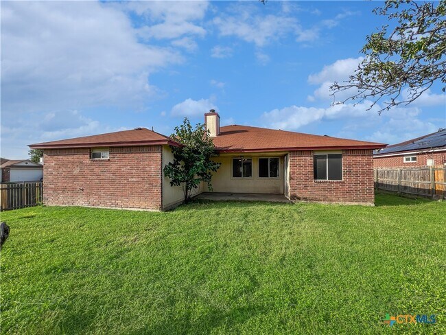 Building Photo - 3509 Bugle Dr