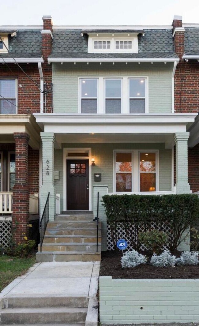 Building Photo - "COMING SOON" -- UPDATED 4 BED + 2.5 BA RO...