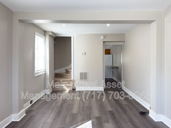 Building Photo - 127 N Prince St