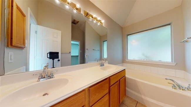 Building Photo - 217 Augsburg Ct