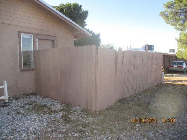 Building Photo - 540 North Ave