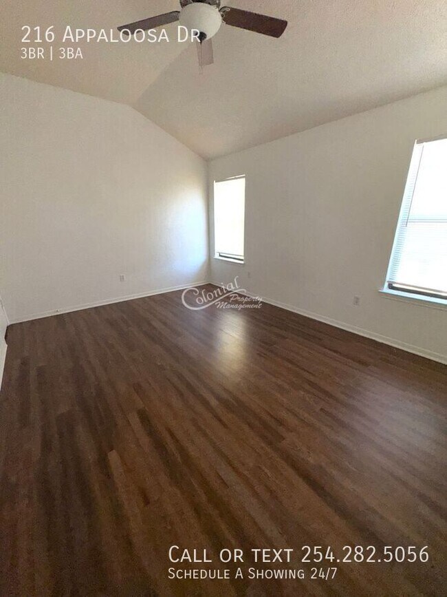 Building Photo - 216 Appaloosa Dr