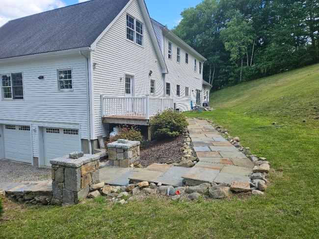 Building Photo - 52 Pond Brook Rd