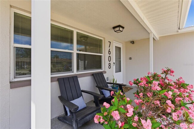 Building Photo - 7608 Sue Ellen Dr