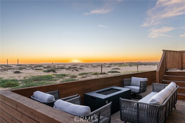 Building Photo - 1412 E Oceanfront