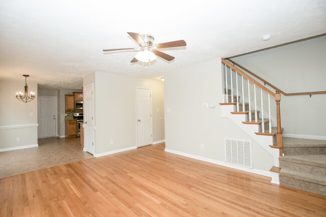 Building Photo - "Charming 4-Bedroom Home with Granite Coun...