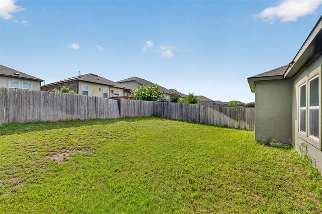 Building Photo - 1301 Blackhaw Ln