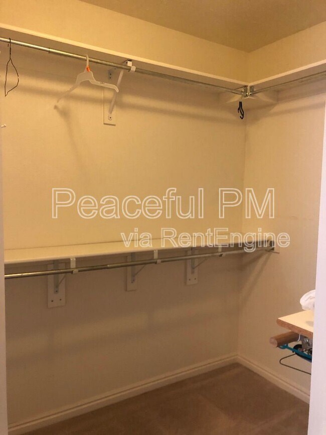 Building Photo - 1247 W 1520 N
