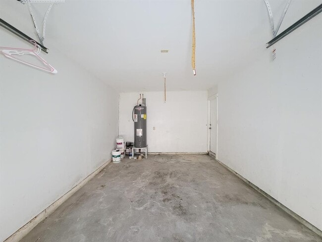 Building Photo - 206 Hemphill St