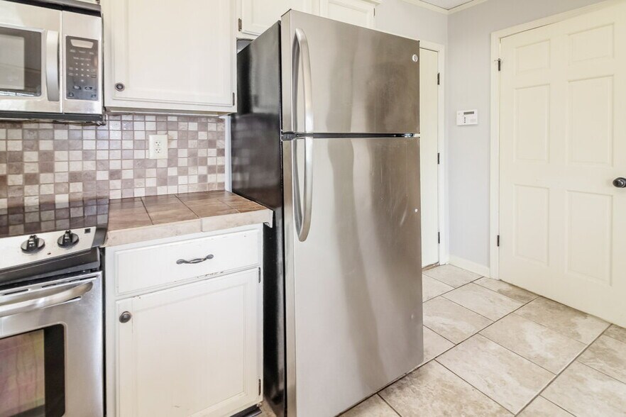 Building Photo - 1104 Fox Trace Cove