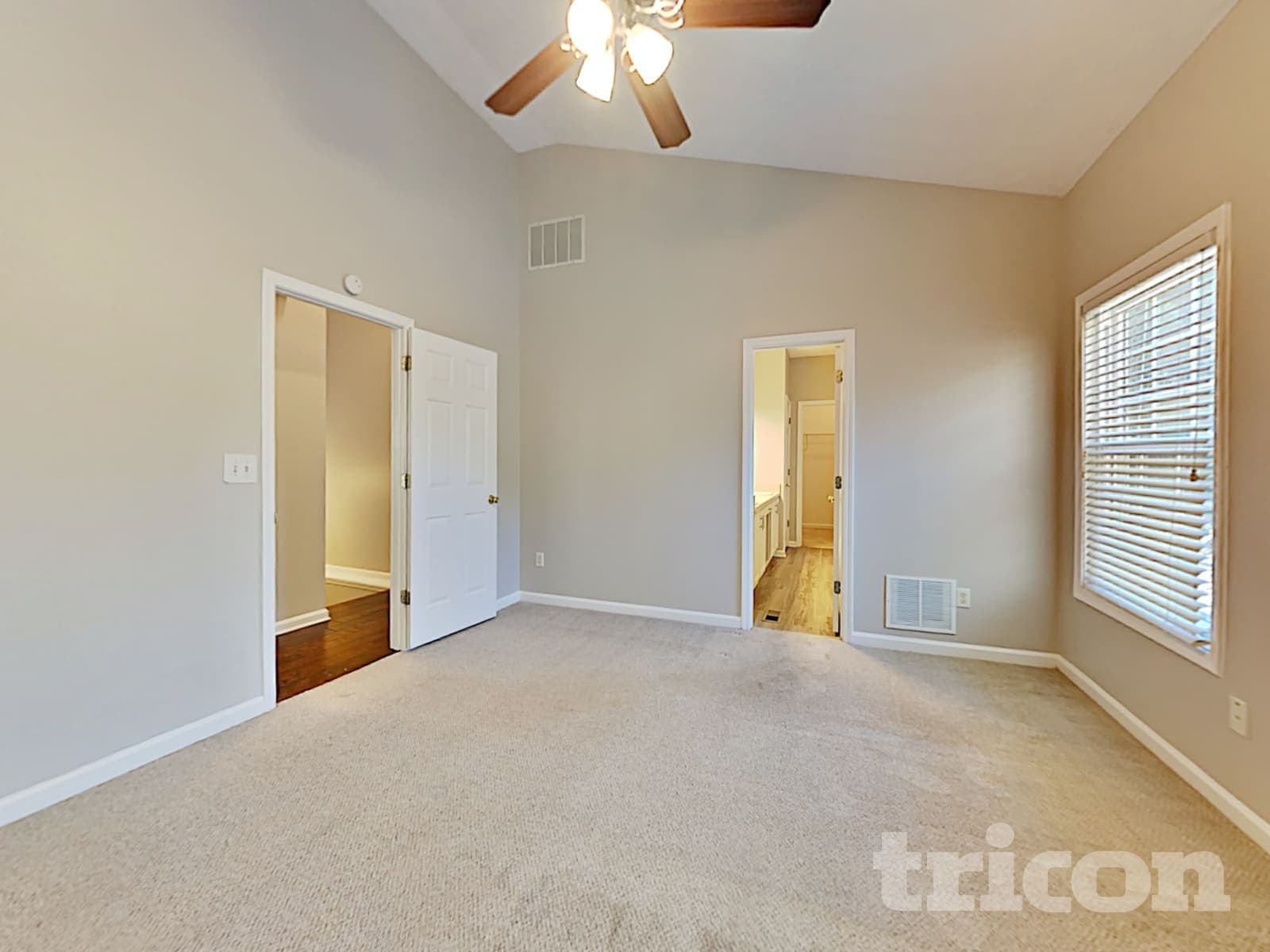 Building Photo - 806 Board Walk Ct